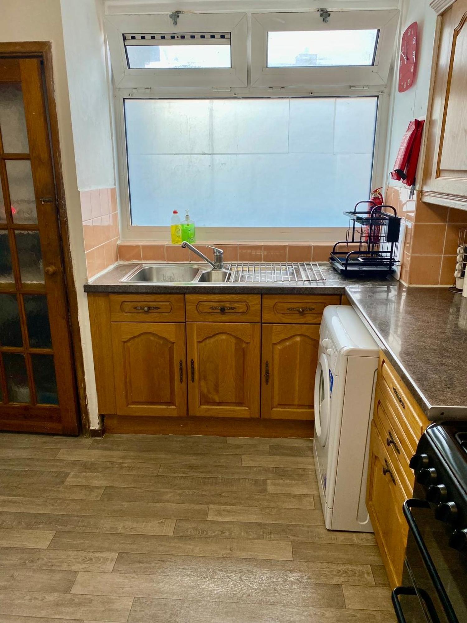 Cosy 3 Bed Apt, Old Truman Brewery! Brick Lane, London, E1 Londra