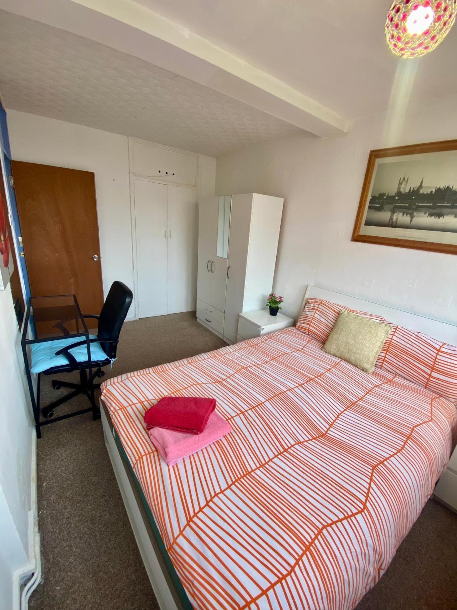 Appartamento Cosy 3 Bed Apt, Old Truman Brewery! Brick Lane, London, E1 Londra